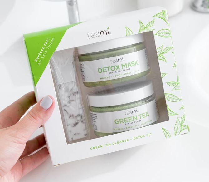 teami green tea and detox kit, including mask applicator, teami detox mask and teami green tea facial scrub